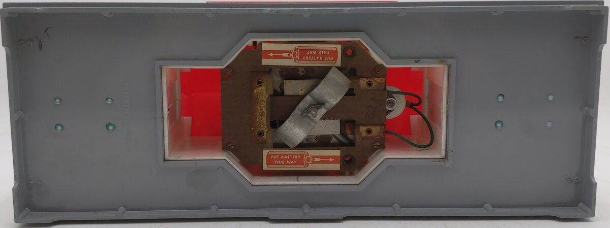 Lionel 450 Vintage Noma Electronic Announcing Railroad Station EX/Box