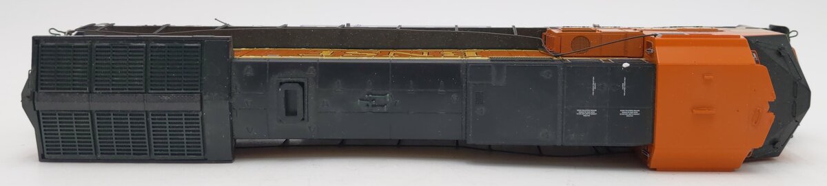 Atlas 9058 HO Burlington Northern Santa Fe Dash 8-40BW Diesel Locomotive #580 EX/Box