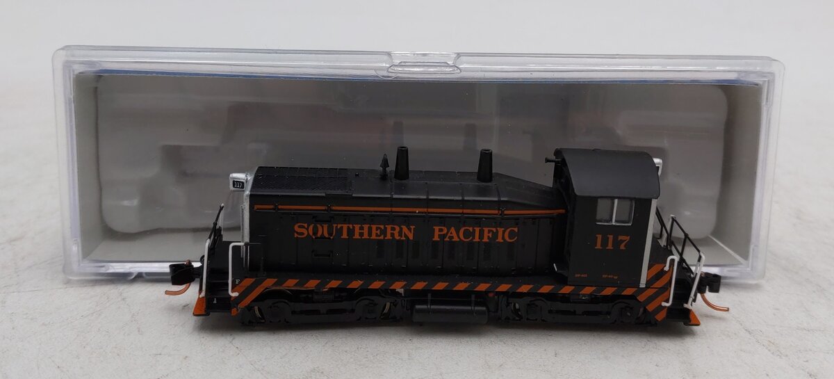Walthers 929-50116 N Scale Southern Pacific EMD SW1200 Diesel Locomotive #117 LN/Box