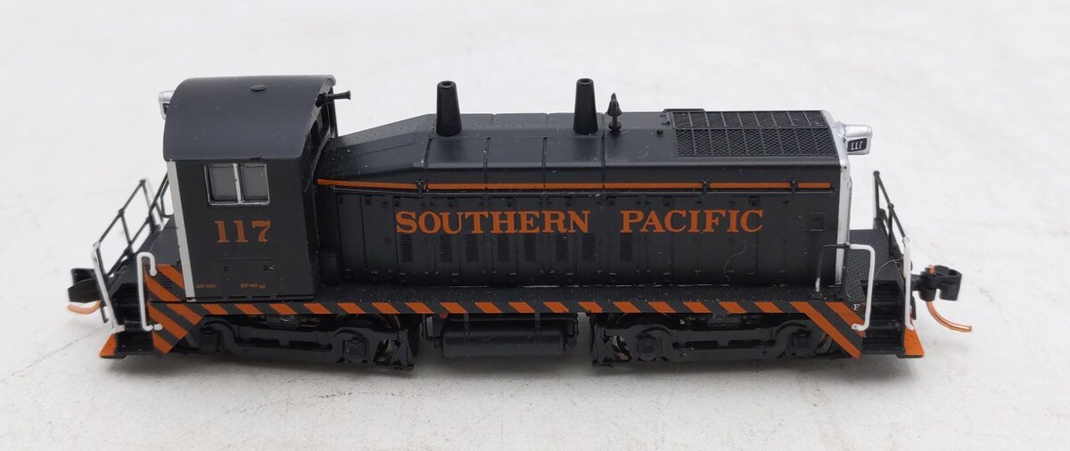 Walthers 929-50116 N Scale Southern Pacific EMD SW1200 Diesel Locomotive #117 LN/Box