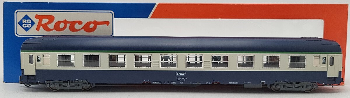 Roco 44602 HO Scale SNCF 2nd Class Passenger Car EX/Box