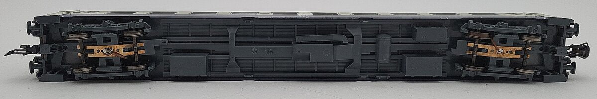 Roco 44602 HO Scale SNCF 2nd Class Passenger Car EX/Box