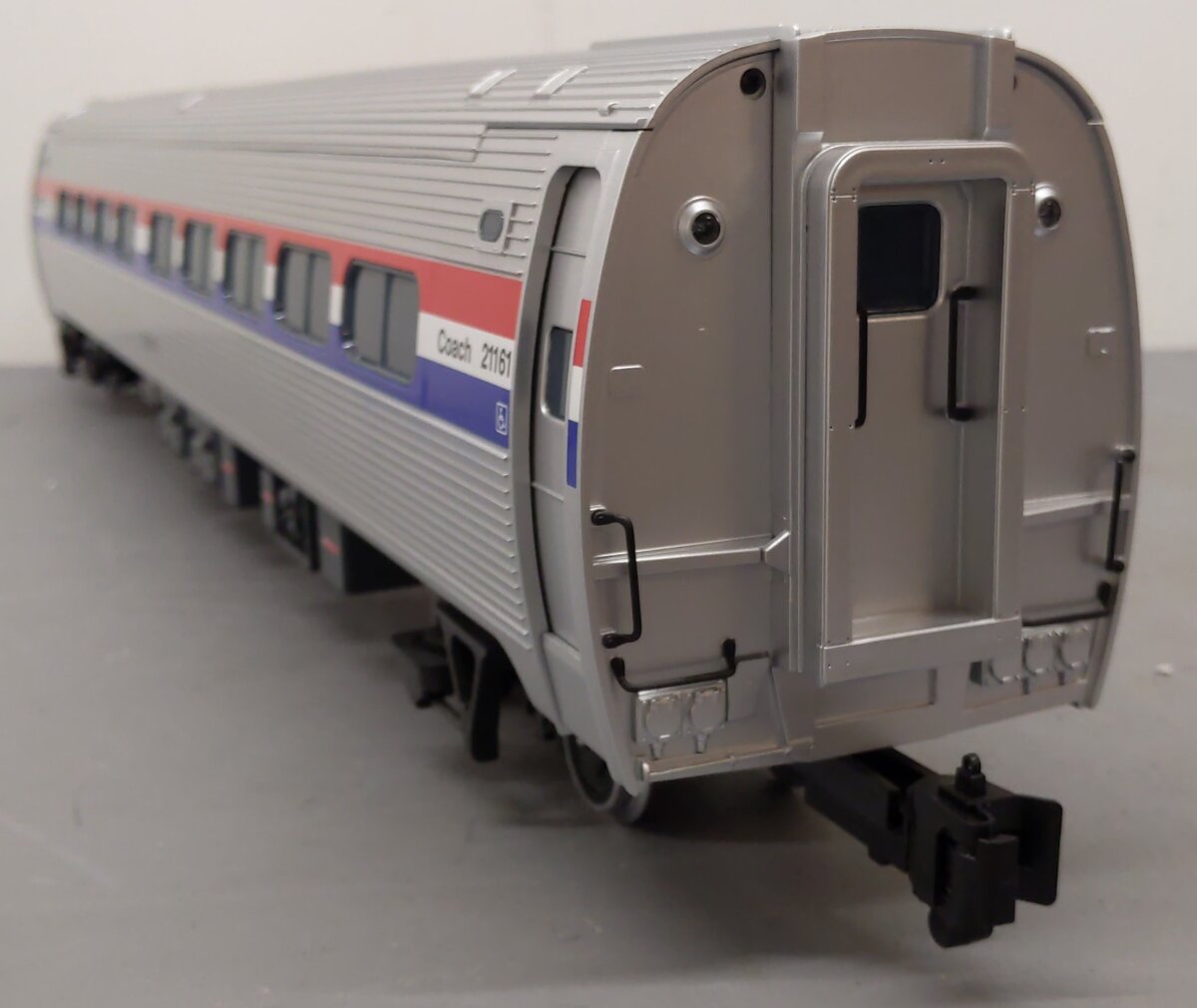 LGB 30220 Amtrak Amfleet Coach, Phase III #21161 - Metal Wheels EX/Box