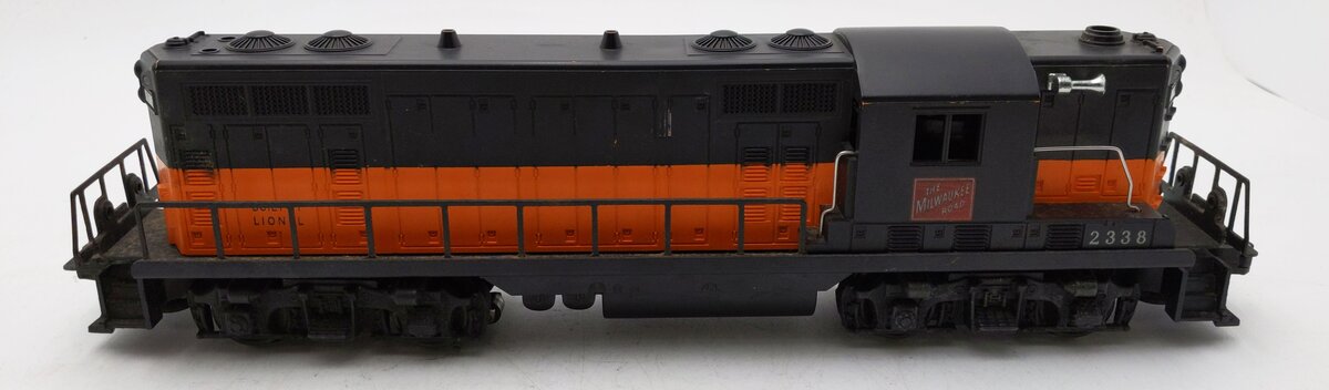 Lionel 2338 Vintage O Milwaukee Road Powered GP-7 Diesel Locomotive EX