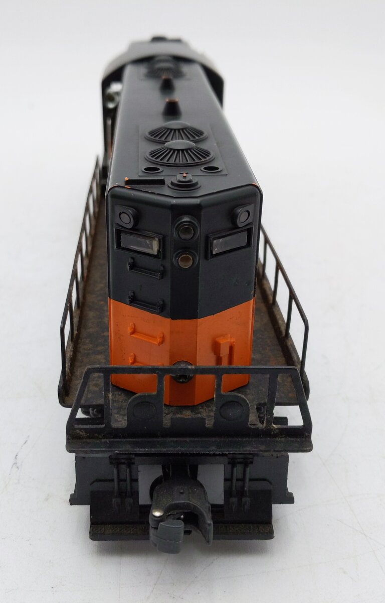 Lionel 2338 Vintage O Milwaukee Road Powered GP-7 Diesel Locomotive EX