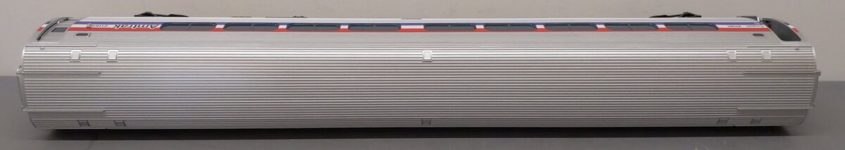 LGB 30223 G Scale Amtrak Amfleet Phase III Passenger Car #21161 - Metal Wheels EX/Box