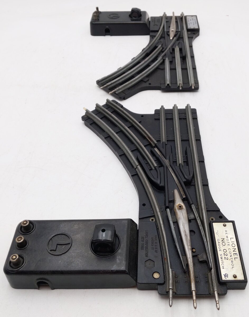 Lionel O22 Vintage O Left-Hand & Right-Hand Electric Remote Switches