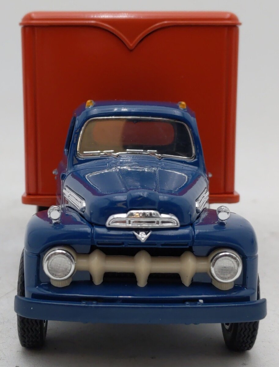 Eastwood Automobilia 19-0104 1:34 Die Cast Lionel Electric Trains 1951 Ford F-6 EX/Box