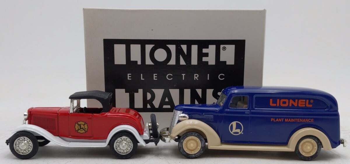 Ertl F085 1:48 Eastwood Lionel Plant Maintenance Van & Fire Dept Car (Set of 2) EX/Box