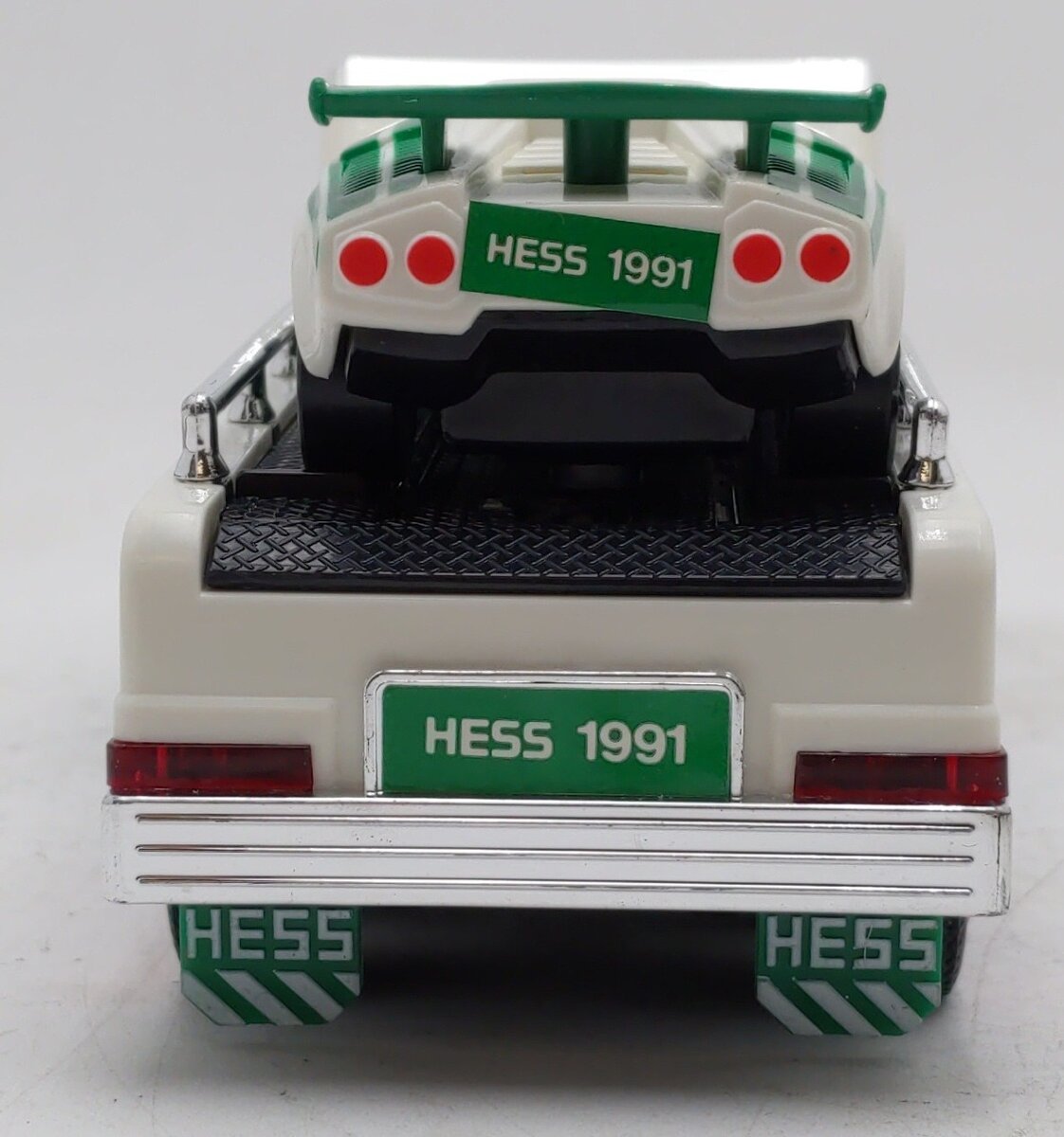 Hess 1991 1:64 Scale Die-Cast Toy Truck & Racer EX/Box