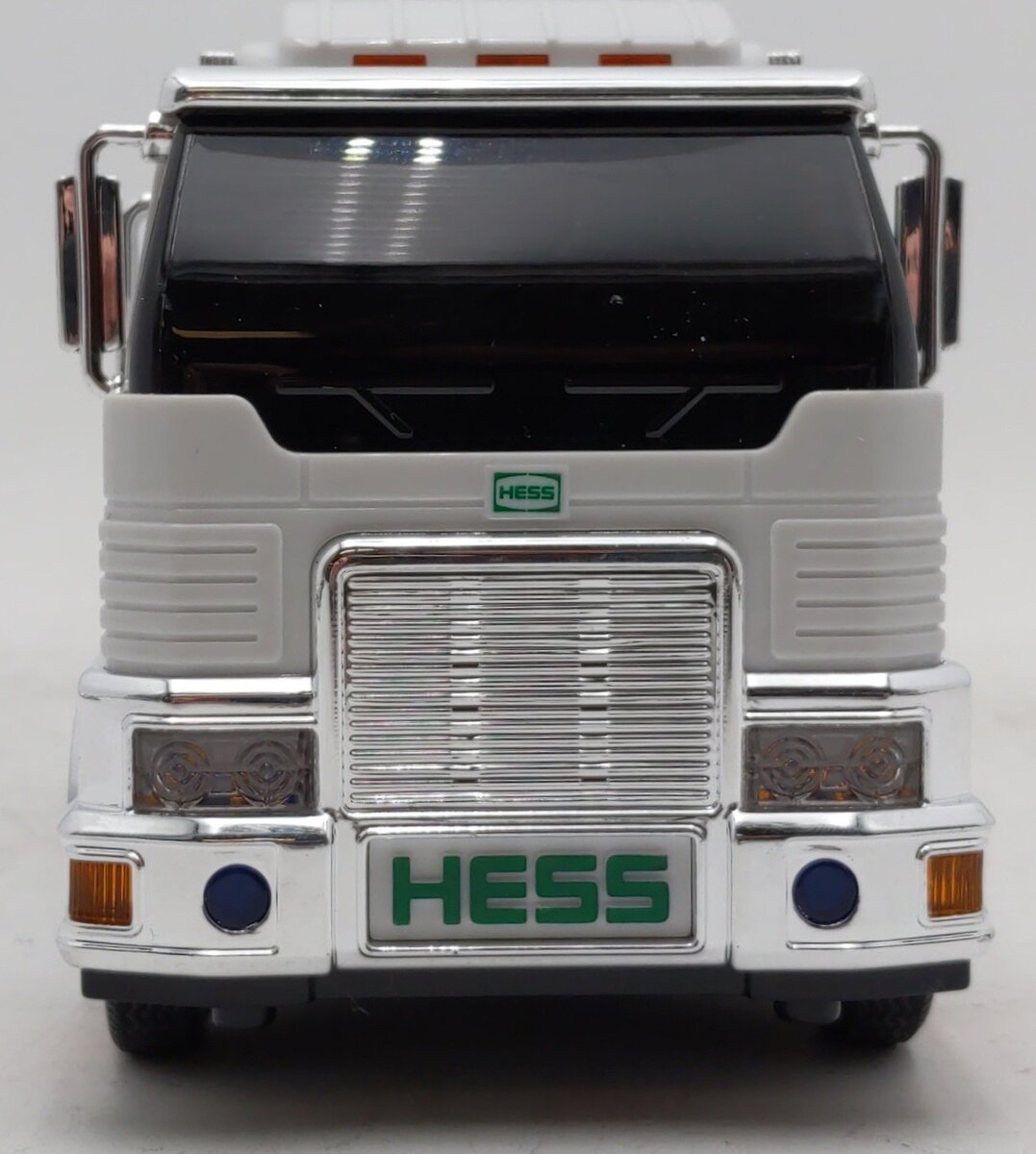 Hess 2006 Die Cast Toy Truck & Helicopter w/Ramp EX/Box