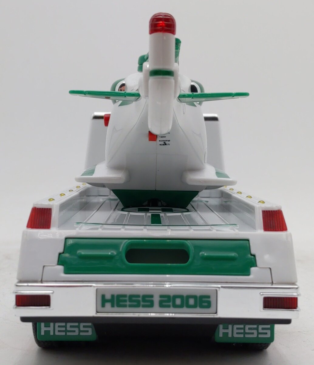 Hess 2006 Die Cast Toy Truck & Helicopter w/Ramp EX/Box