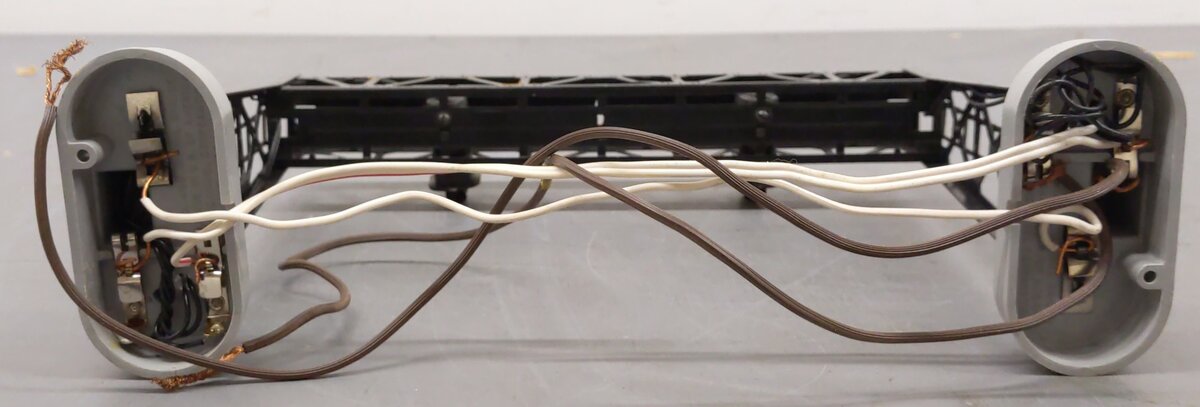 Lionel 450 Vintage O Postwar Operating Signal Bridge VG/Box