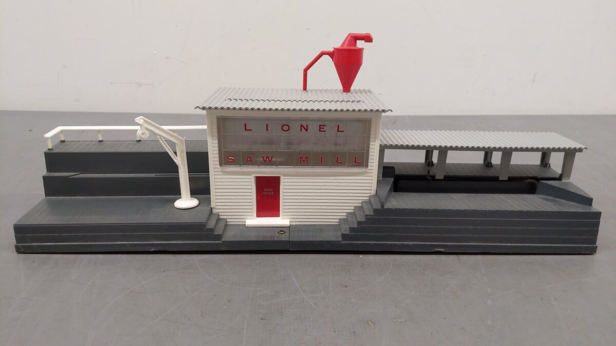 Lionel 6-2301 O Gauge Operating Sawmill VG