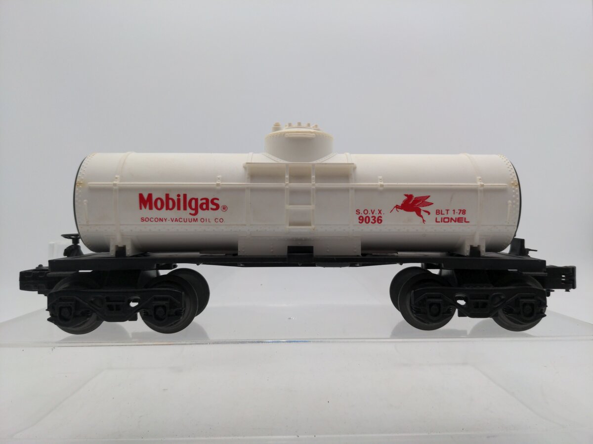 Lionel 6-9036 O Gauge Mobilgas Single Dome Tank Car VG