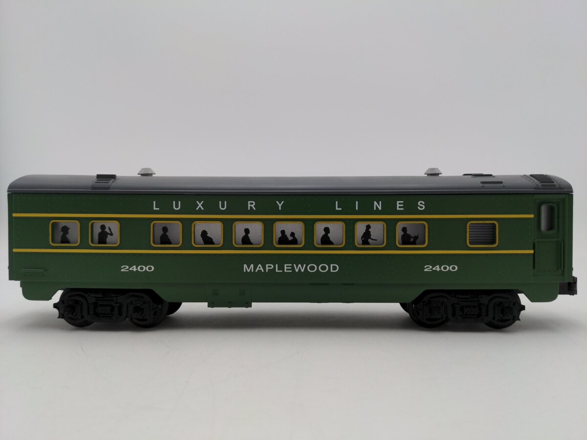 Williams 2400 Maplewood Luxury Lines Coach Car EX