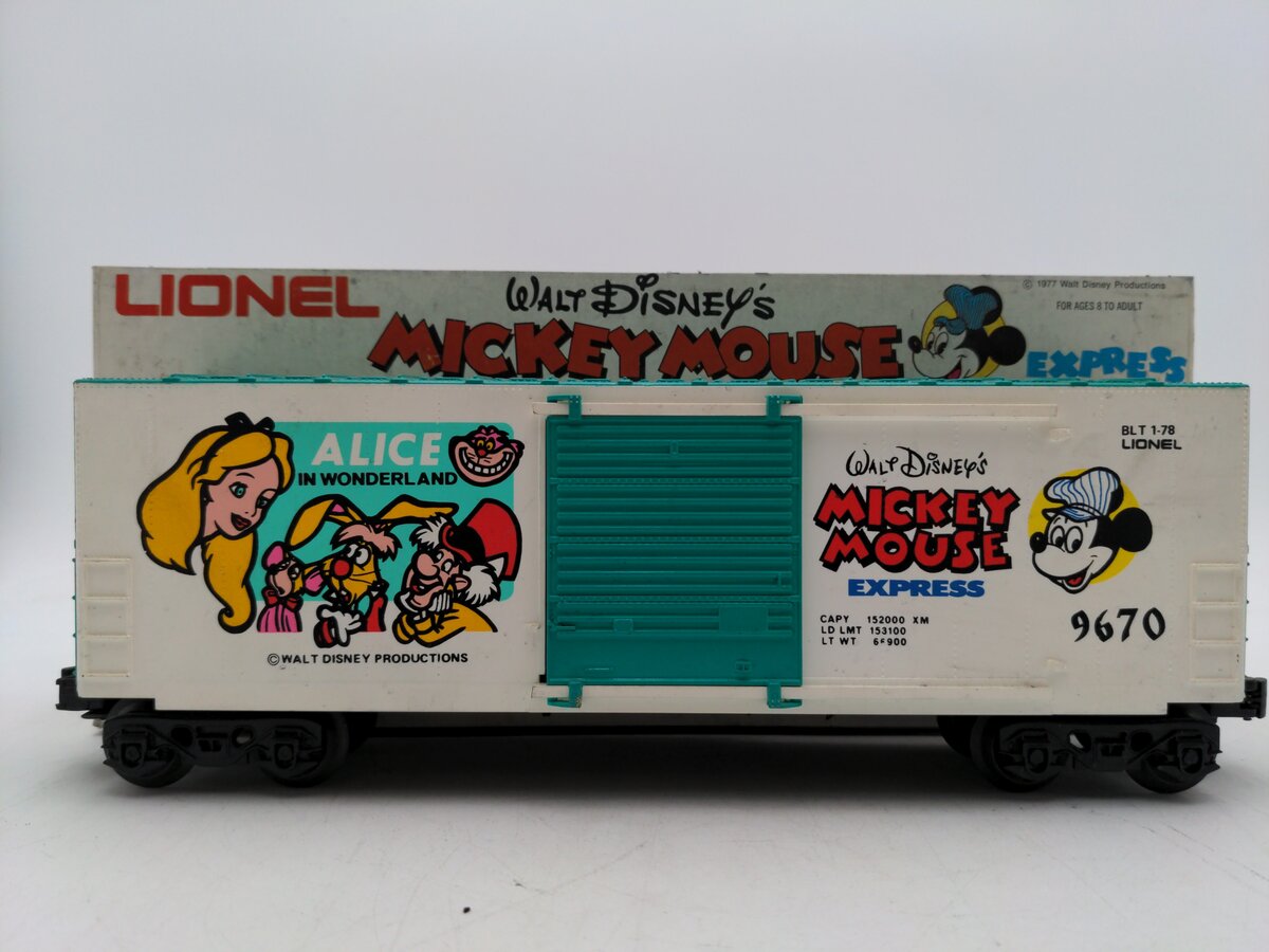Lionel 6-9670 O Gauge Disney Alice in Wonderland Hi-Cube Boxcar #9670 EX/Box