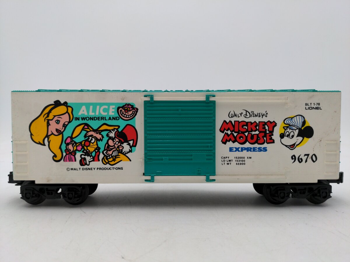Lionel 6-9670 O Gauge Disney Alice in Wonderland Hi-Cube Boxcar #9670 EX/Box