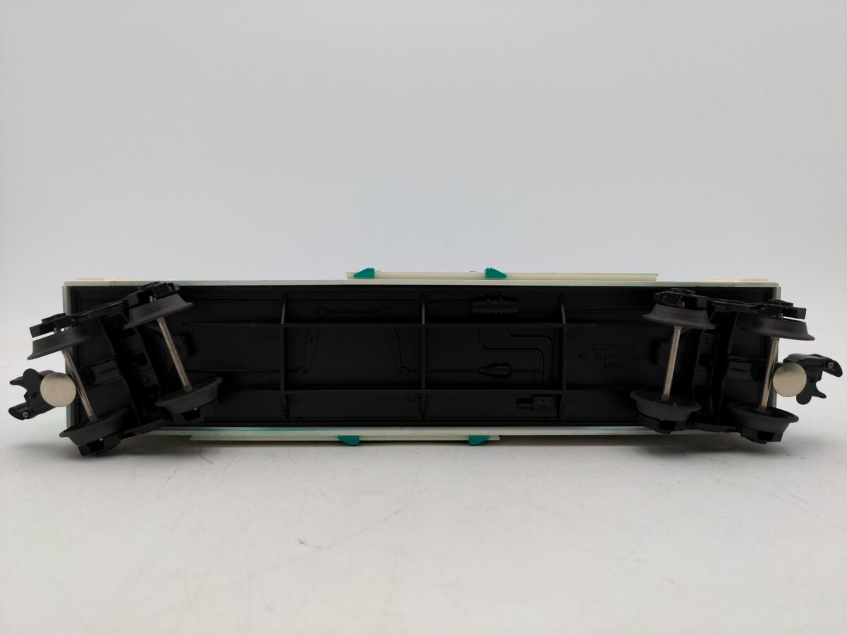 Lionel 6-9670 O Gauge Disney Alice in Wonderland Hi-Cube Boxcar #9670 EX/Box
