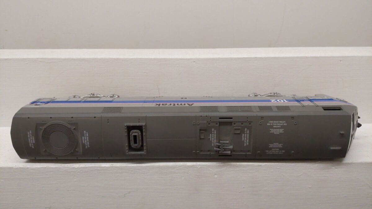 Williams GEN102 O Gauge Amtrak "NE Style" Genesis #102 w/ Horn VG/Box