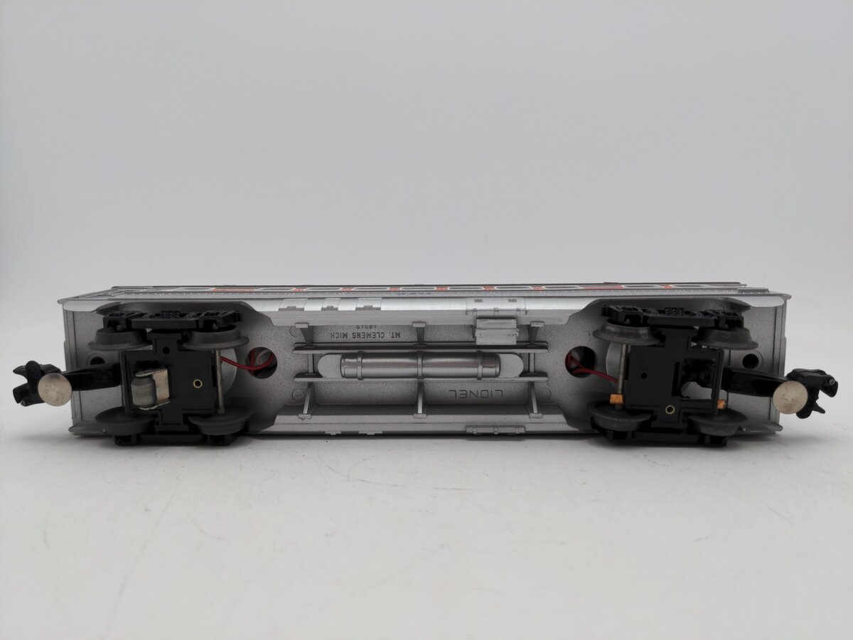 Lionel 6-6411 O Gauge Amtrak Illuminated Passenger Car #6411 EX