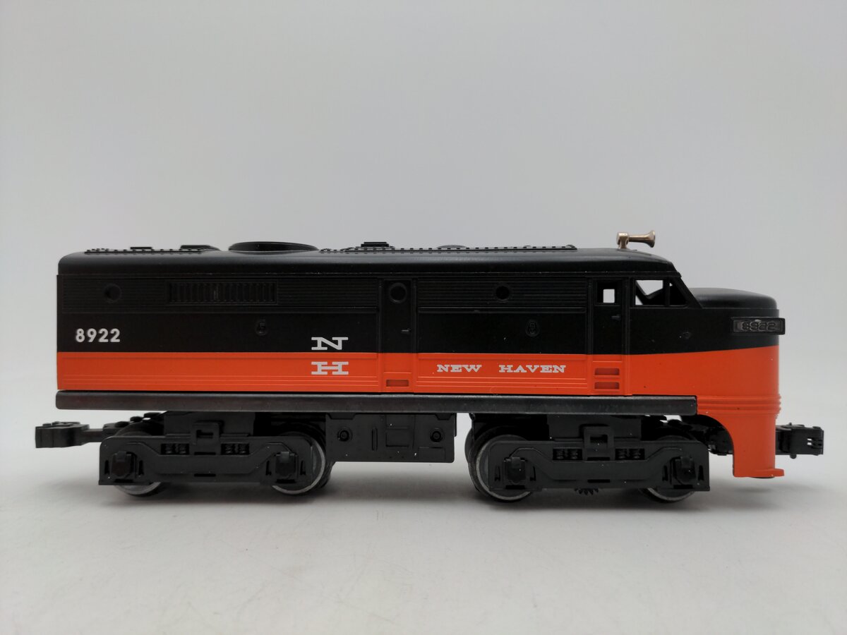 Lionel 6-18922 O Gauge New Haven Alco Diesel Locomotive #8922 VG/Box