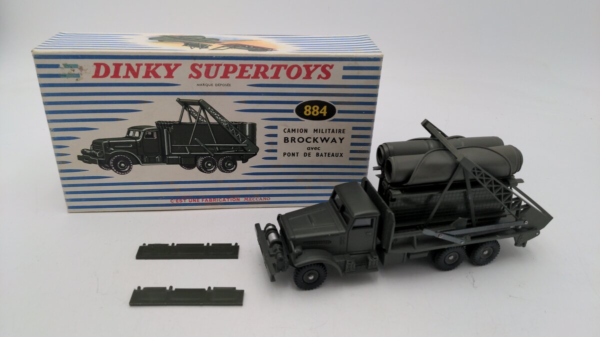 Dinky 884 Supertoys Brockway Military Truck with Bridge of Boats EX/Box