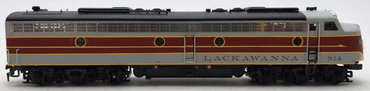 Proto 2000 8706 HO Scale DL&W Powered E8/9 Diesel Locomotive #814 EX/Box