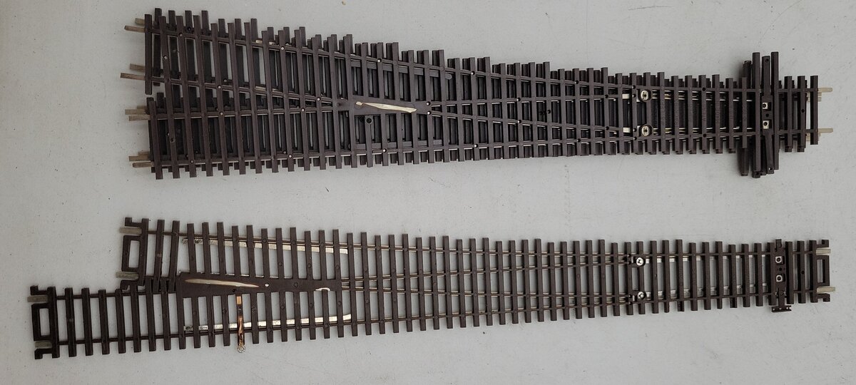 Atlas HO Scale Code 83 Assorted Turnout- #6 Left & #8 Left (4) EX