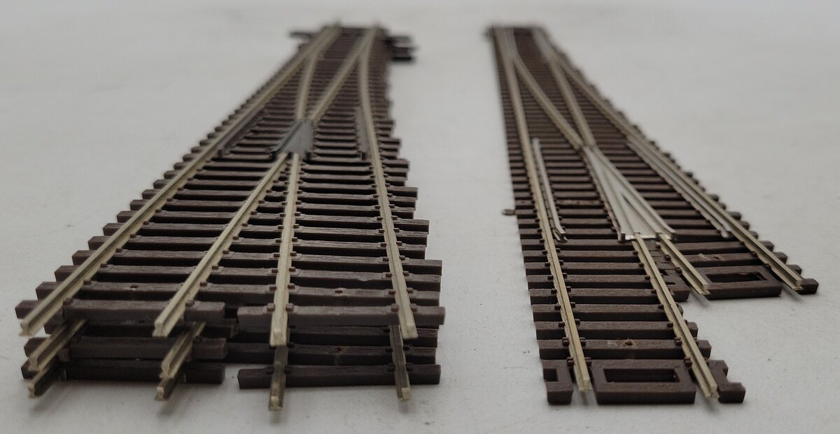 Atlas HO Scale Code 83 Assorted Turnout- #6 Left & #8 Left (4) EX