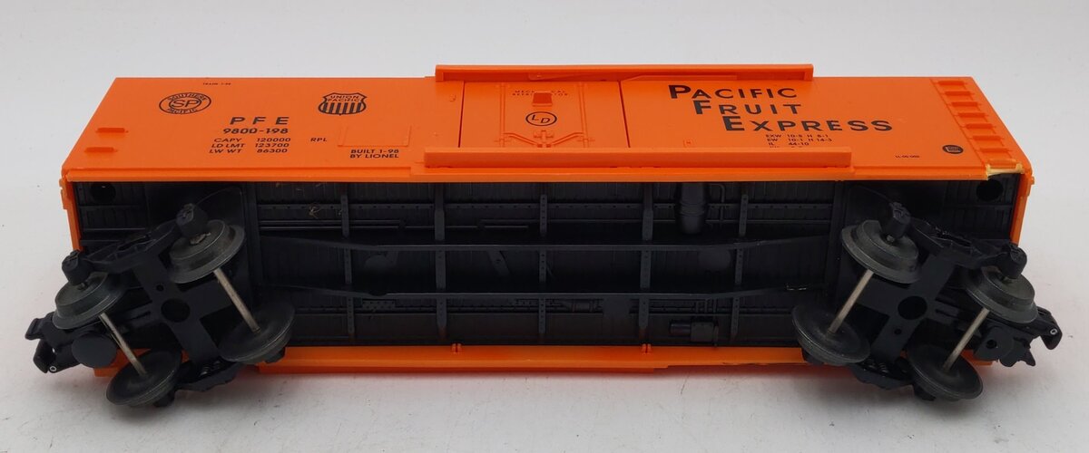 Lionel 6-17314 O Gauge Pacific Fruit Express Reefer #9800-198 EX
