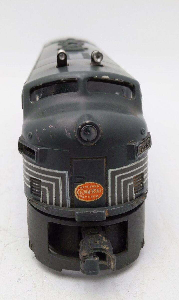 Lionel 2354 Vintage O New York Central Non-Powered F-3A Diesel Locomotive VG
