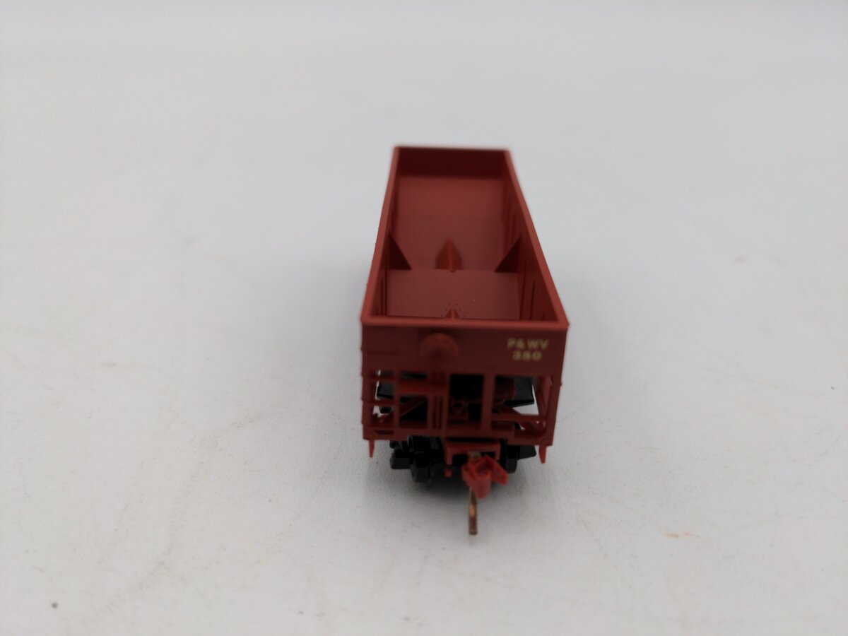 Micro-Trains 05500260 N P&WV 33' Twin Bay Offset Side Hopper #380 NIB