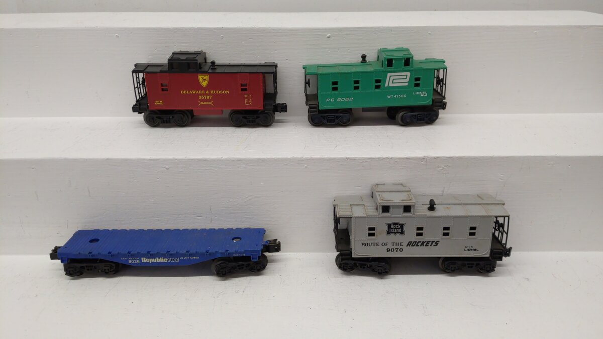 Lionel O Gauge Assorted Train Cars [4] EX