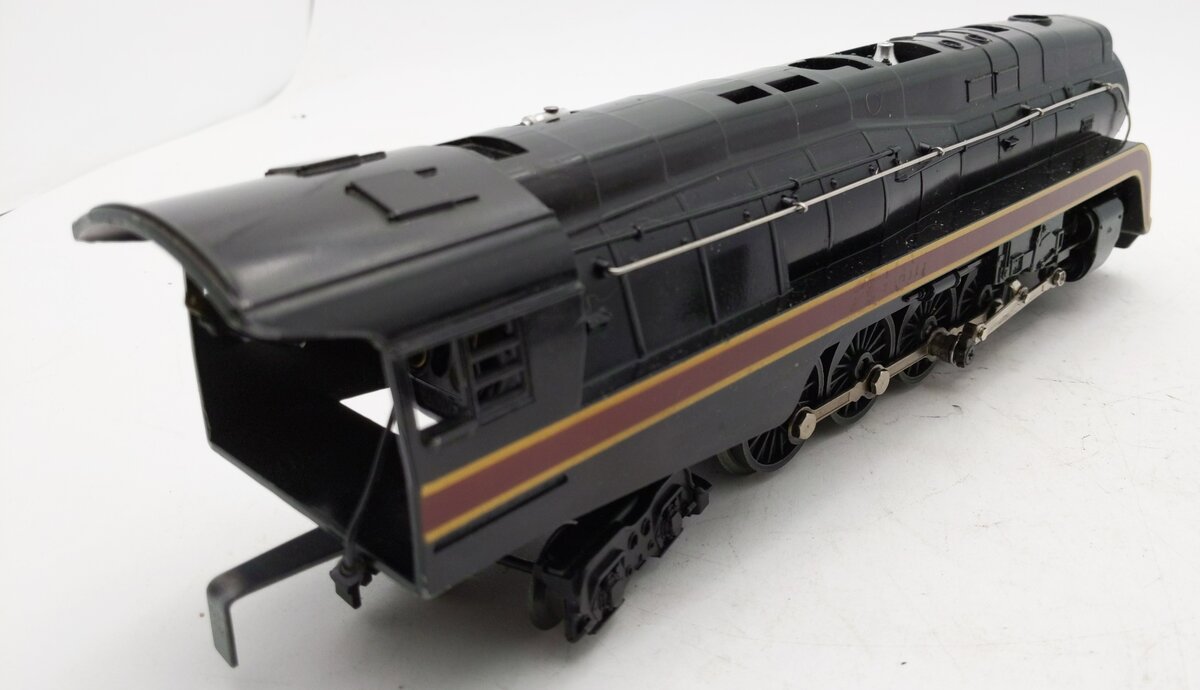 Lionel 6-8100 O Gauge Norfolk & Western 4-8-4 Steam Locomotive & Tender #611 EX/Box