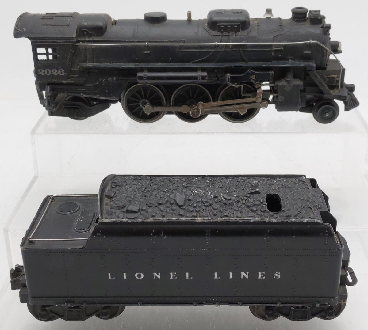 Lionel 2026 Vintage O 2-6-4 Die-Cast Steam Locomotive With 2466W Tender VG