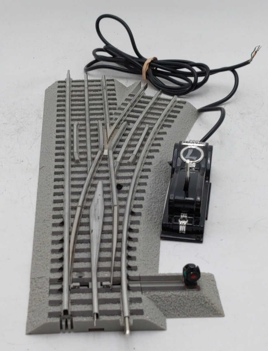 Lionel 6-81950 O O60 FasTrack Remote Right Hand Remote Command Switch Turnout VG/Box