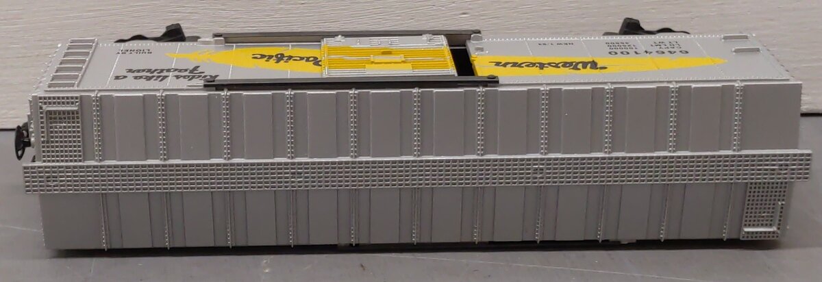 Lionel 6-19257 O Gauge Western Pacific 6464 Series II Boxcars (Set of 3) EX/Box