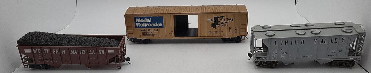 Assorted Weaver O Scale Freight Cars 2-Rail [3] VG
