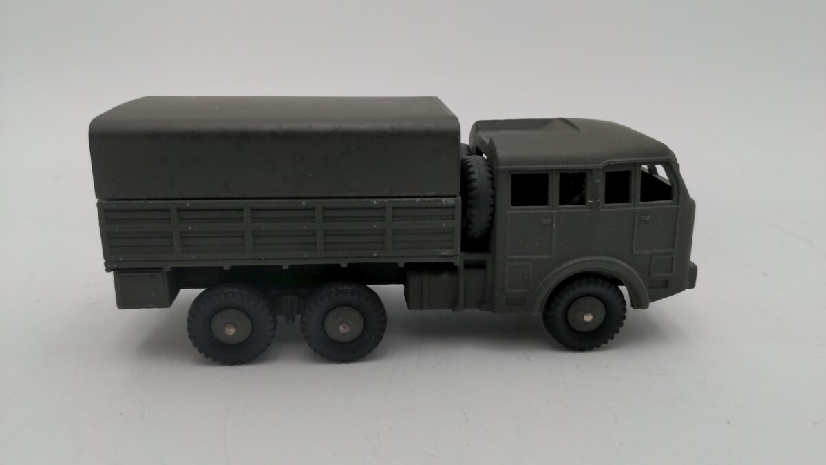 Dinky 80D 1:55 Scale Toys Military Berliet 6 x 6 All Terrain Truck EX/Box