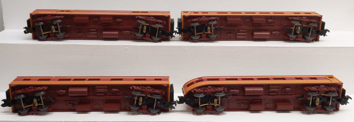 MTH 30-6090 O Gauge RailKing Milwaukee Streamlined Passenger Car Set EX/Box