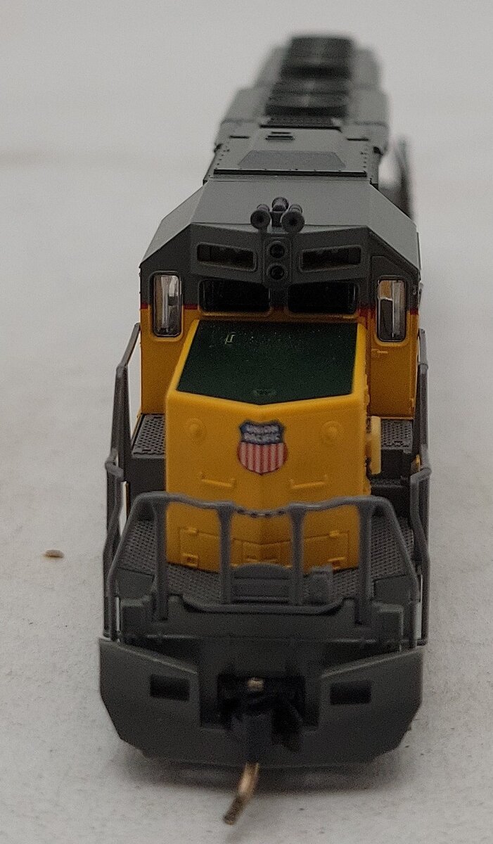Kato 176-4909 N Scale Union Pacific SD40-2 Snout Diesel Locomotive #3379 LN/Box