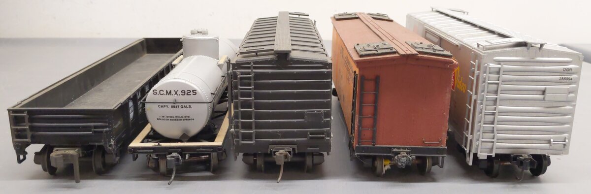 Atlas and Other O Scale Assorted Freight Cars (2-Rail) (5)