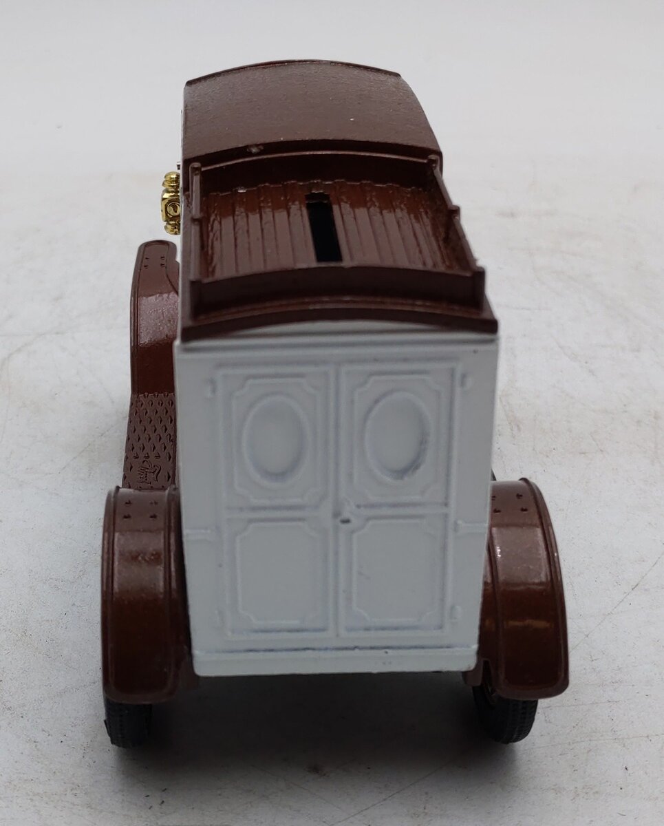 Ertl 1913 Fanny Farmer Model T Coin Bank EX