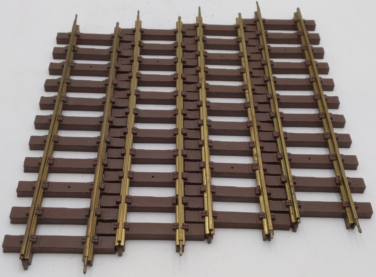 Lionel 8-82002 G Scale Brass 11-3/4" Straight Tracks With Track Pins (Pack of 4) VG