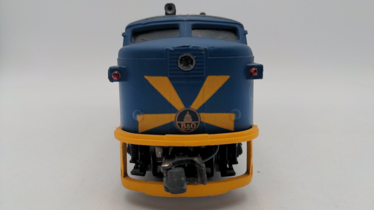 Lionel Vintage O Custom Baltimore & Ohio Diesel Locomotive #2023