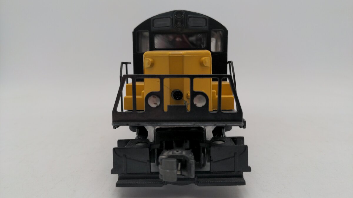 Lionel 6-8776 O Chicago & Northwestern GP20 Powered Diesel Locomotive VG
