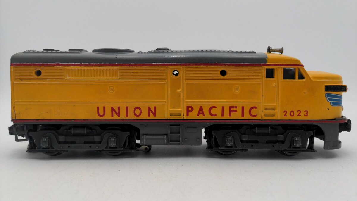 Lionel Vintage O CUSTOM Union Pacific Diesel Locomotive #2023