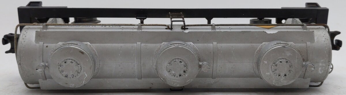 Lionel 6415 Vintage O Sunoco Triple Dome Tank Car