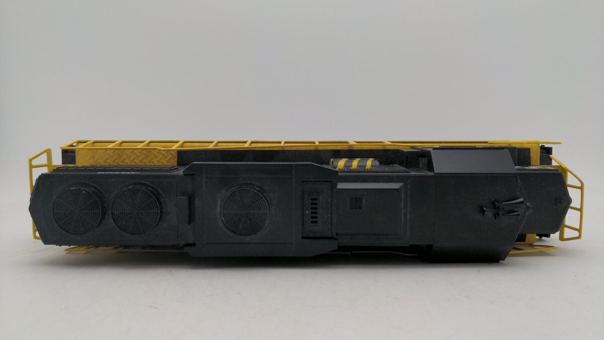 Lionel O Gauge CUSTOM Grand Trunk Western Diesel Locomotive #516349